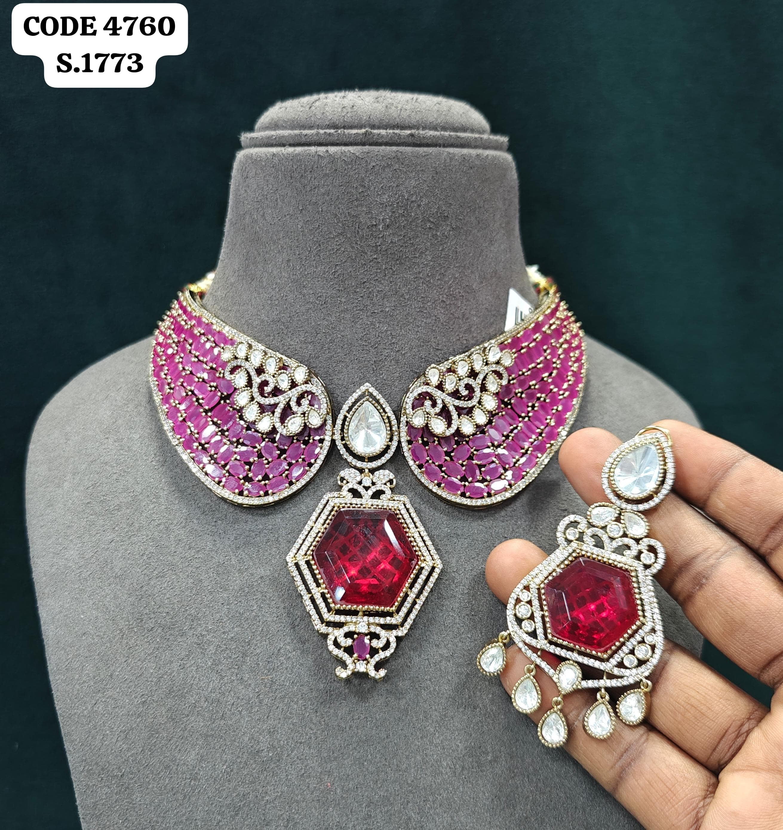 Necklace Set 055